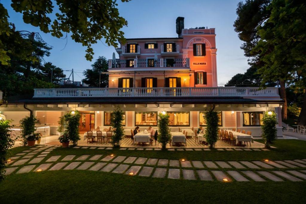 Park Hotel Villa Maria ซาน เมนาโย ภายนอก รูปภาพ