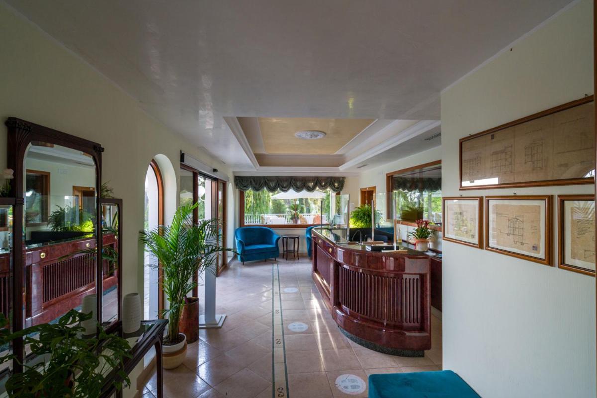 Park Hotel Villa Maria ซาน เมนาโย ภายนอก รูปภาพ